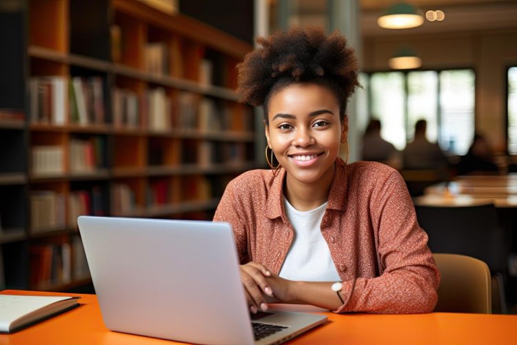 “Impulsionando Carreiras e Enriquecendo Vidas: A Importância Vital dos Cursos de Capacitação”